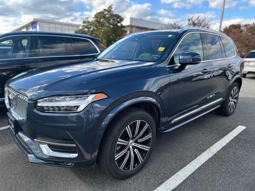 2025 Volvo XC90 B5 Core