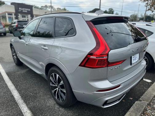 2025 Volvo XC60 B5 Plus