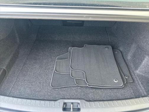 2024 Volvo S60 B5 Core Dark Theme