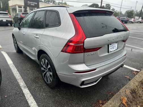 2025 Volvo XC60 Plus
