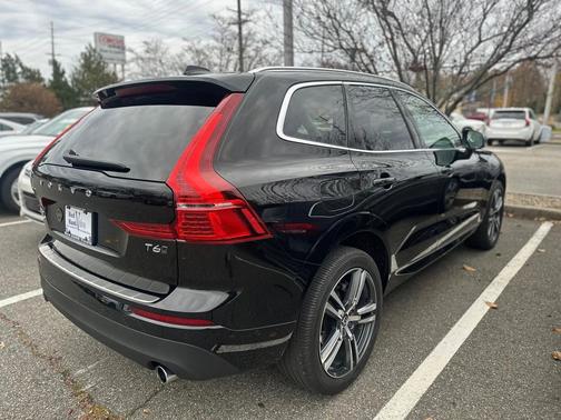 2019 Volvo XC60 T6 Momentum