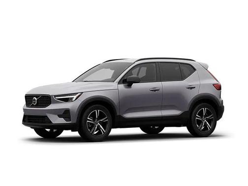 2026 Volvo XC40 B5 Core
