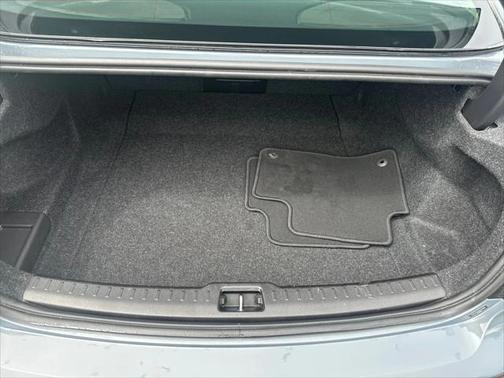 2024 Volvo S60 B5 Core Dark Theme