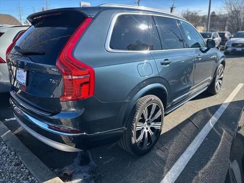 2022 Volvo XC90 T6 Inscription