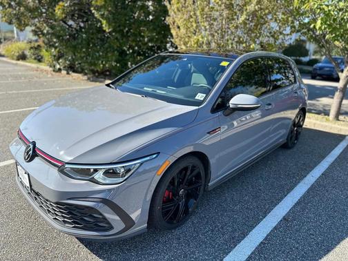 2022 Volkswagen Golf GTI 2.0T SE DSG