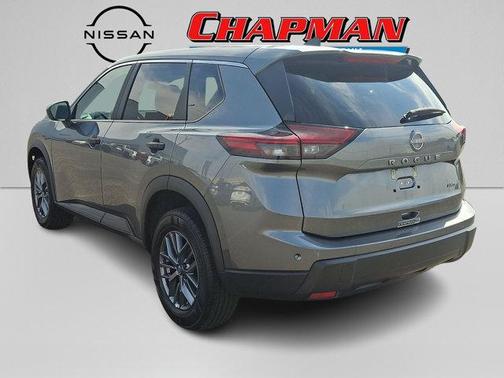 Gun Metallic 2024 Nissan Rogue S