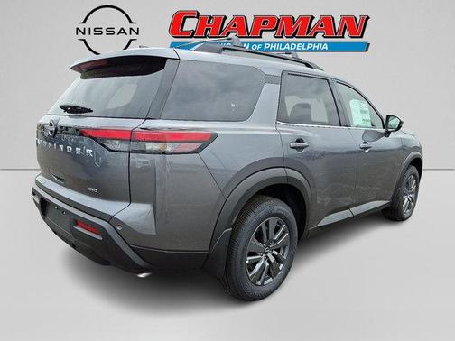 2025 Nissan Pathfinder SV