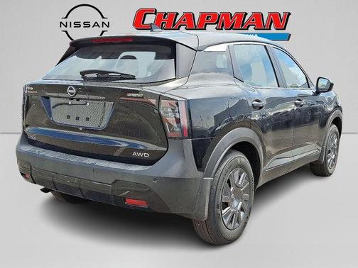 2025 Nissan Kicks S