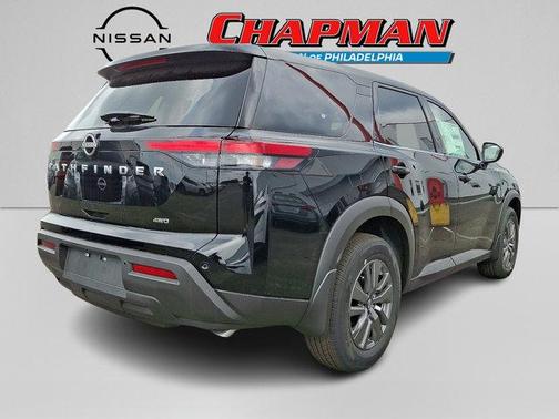 2025 Nissan Pathfinder S