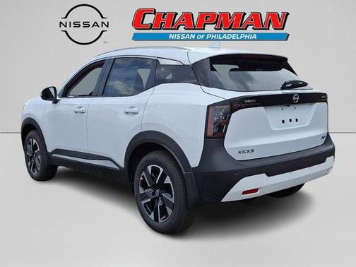 2025 Nissan Kicks SV