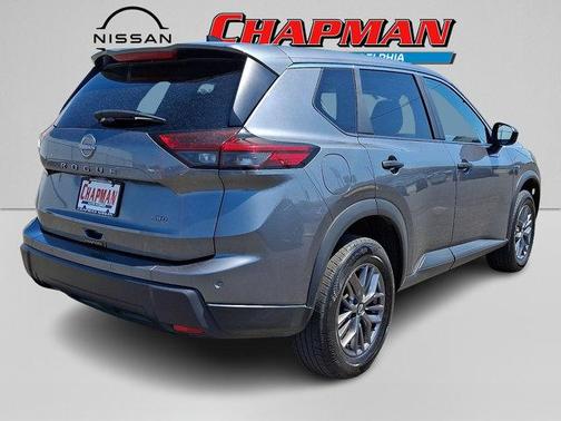 Gun Metallic 2024 Nissan Rogue S