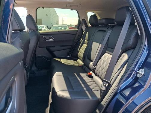 Deep Ocean Blue 2026 Nissan Rogue Platinum