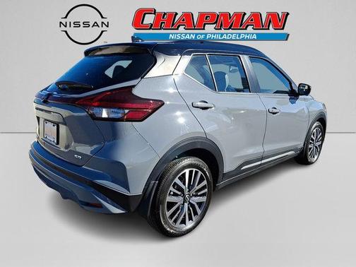 2023 Nissan Kicks SR
