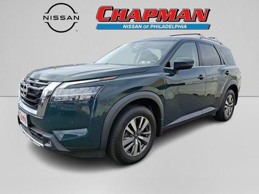 2022 Nissan Pathfinder SL