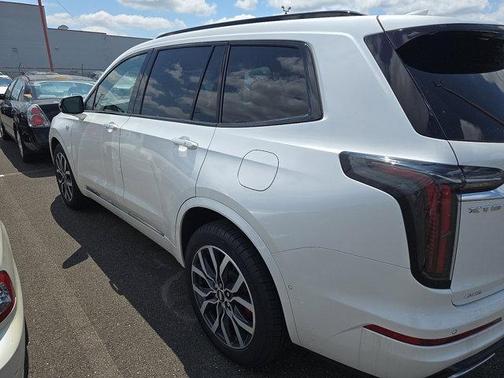 2023 Cadillac XT6 Sport AWD