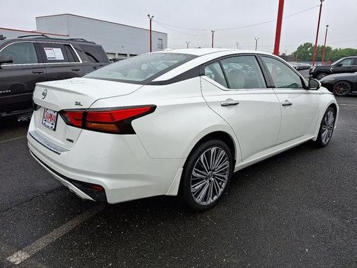 2023 Nissan Altima 2.5 SL