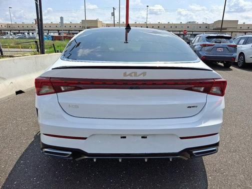 2023 Kia K5 GT-Line