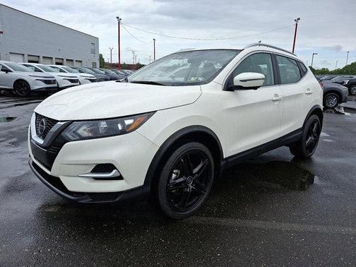 2022 Nissan Rogue Sport SL