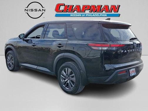 2024 Nissan Pathfinder S