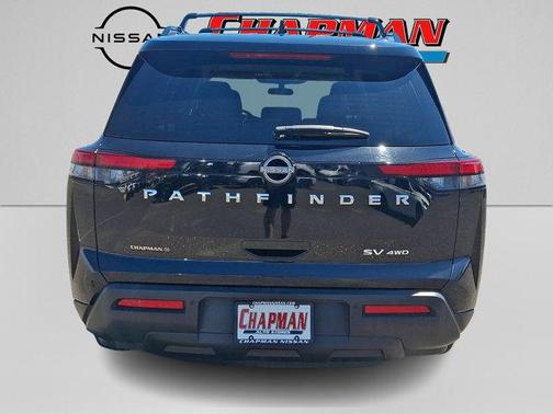Black 2022 Nissan Pathfinder SV