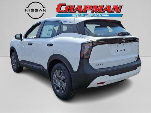 2025 Nissan Kicks S