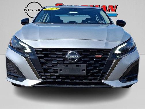 Brilliant Silver Metallic 2024 Nissan Altima 2.5 SR