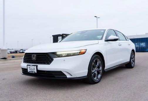 Platinum White Pearl 2025 Honda Accord Hybrid EX-L