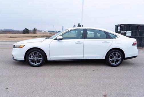 Platinum White Pearl 2025 Honda Accord Hybrid EX-L