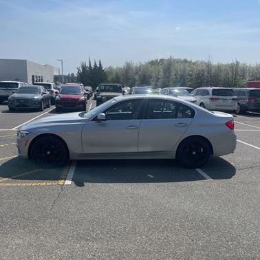 2018 BMW 330 i xDrive