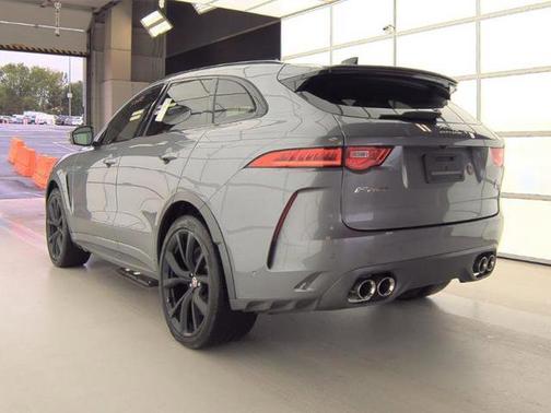 2020 Jaguar F-PACE SVR