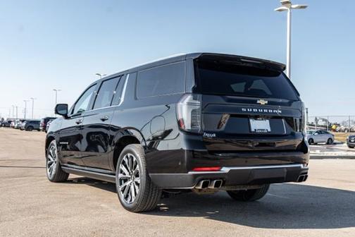 2025 Chevrolet Suburban High Country