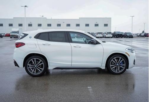 2022 BMW X2 M35i