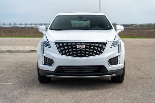 2023 Cadillac XT5 FWD Premium Luxury