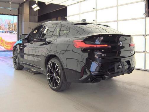 2023 BMW X4 M40i