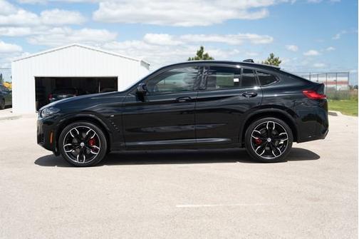 2023 BMW X4 M40i