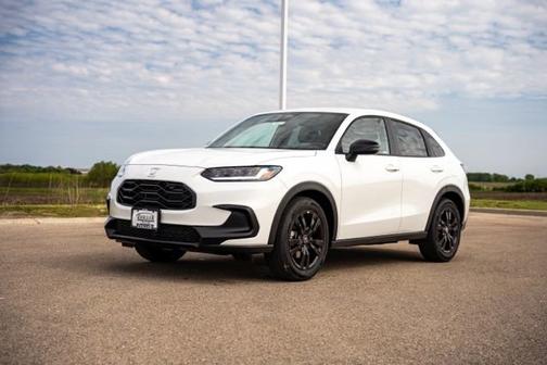Platinum White Pearl 2027 Honda HR-V Sport