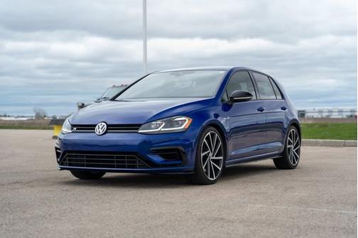 2018 Volkswagen Golf R 4-Door w/DCC & Navigation