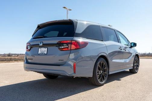 Sonic Gray Pearl 2025 Honda Odyssey Sport-L