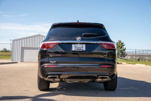 Ebony Twilight Metallic 2022 Buick Enclave Essence