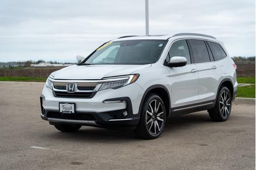 2022 Honda Pilot Touring 7-Passenger