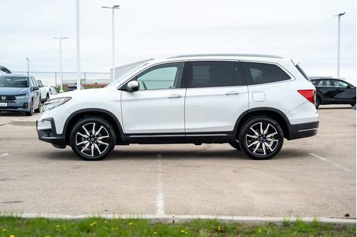 2022 Honda Pilot Touring 7-Passenger