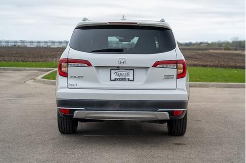 2022 Honda Pilot Touring 7-Passenger