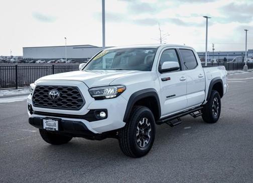 2022 Toyota Tacoma Base