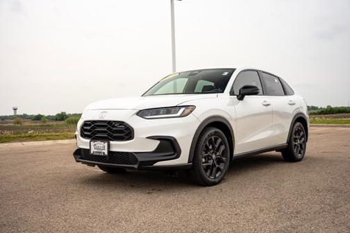 Platinum White Pearl 2024 Honda HR-V Sport
