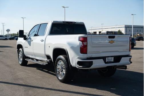 2022 Chevrolet Silverado 2500 High Country