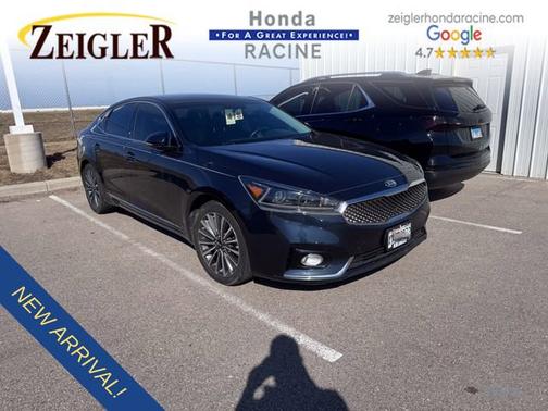 2017 Kia Cadenza Premium