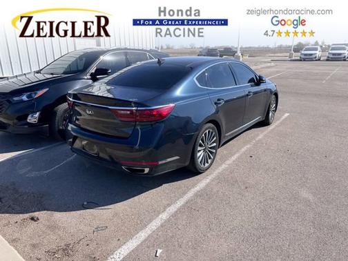 2017 Kia Cadenza Premium
