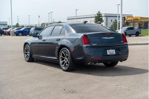 2018 Chrysler 300 Touring