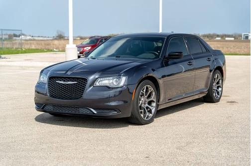 2018 Chrysler 300 Touring
