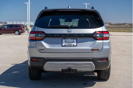2025 Honda Pilot TrailSport